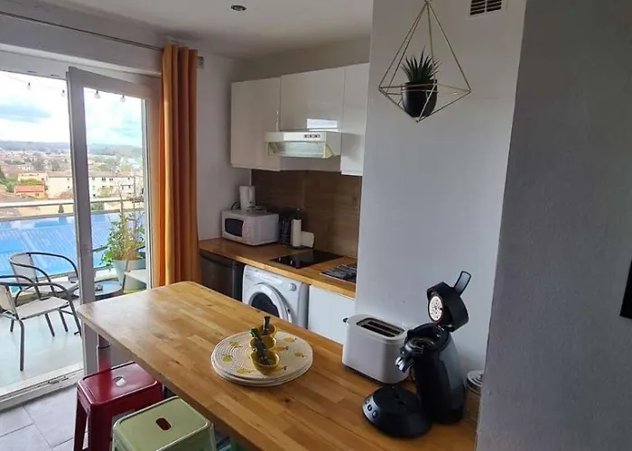 Le Reve Bleu Grand Balcon Apartman *